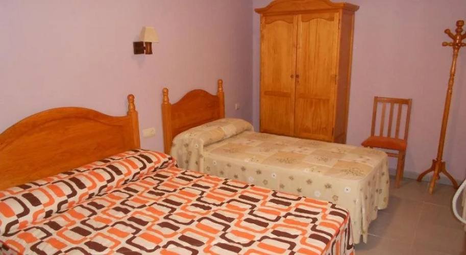 Hostal Donaire II