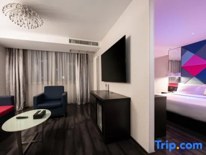 Deluxe Double Suite