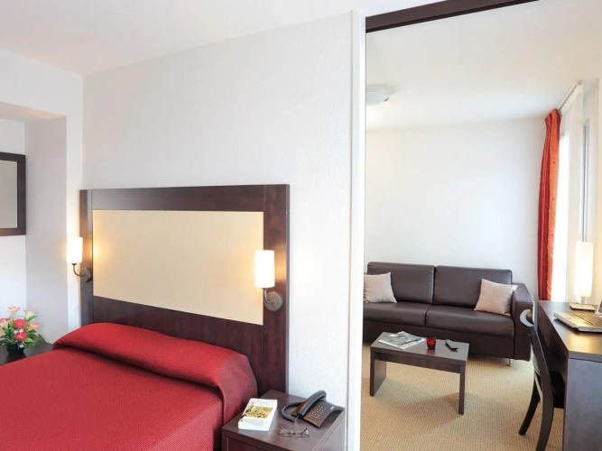 1 Bedroom Apartment