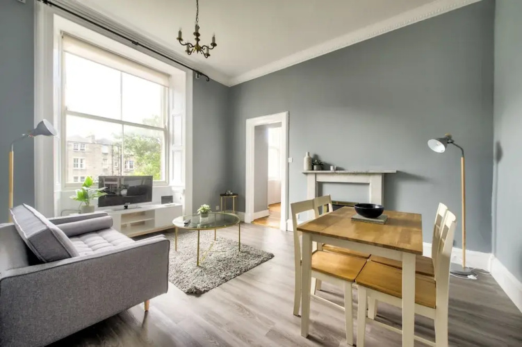 Manor Place Apartment