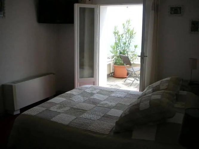 Le Marina B