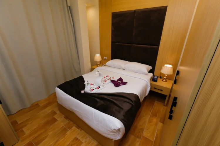 Rizk Pyramids View Hotel