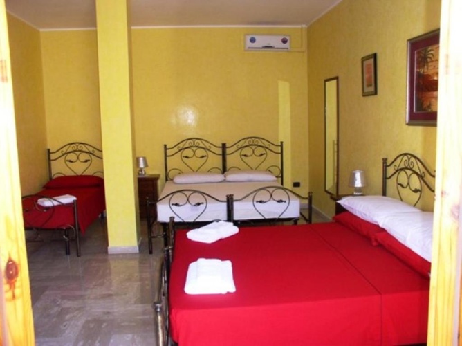 Standard Quadruple room