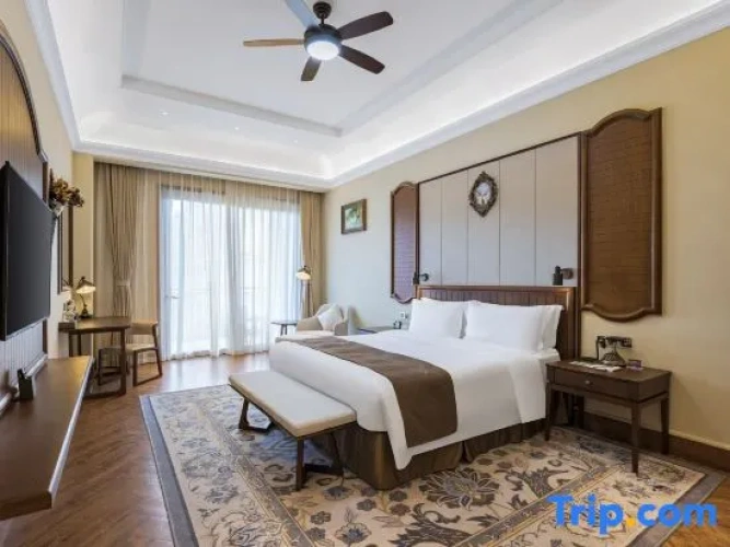 Standard Double room with view