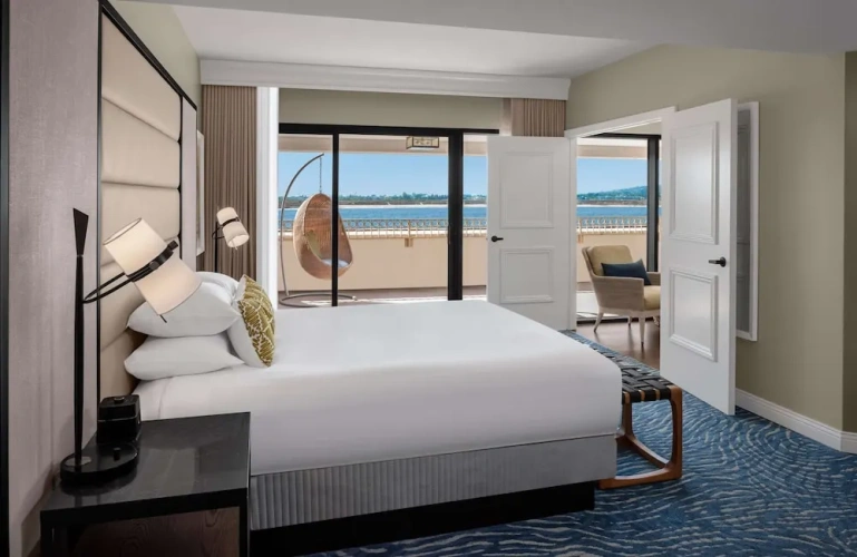 Moonlight Suite