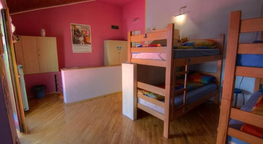 Manga Hostel