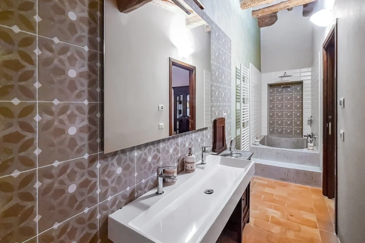 Luxury Apartment