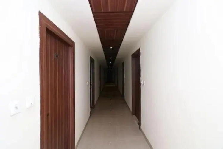 Hotel M J International