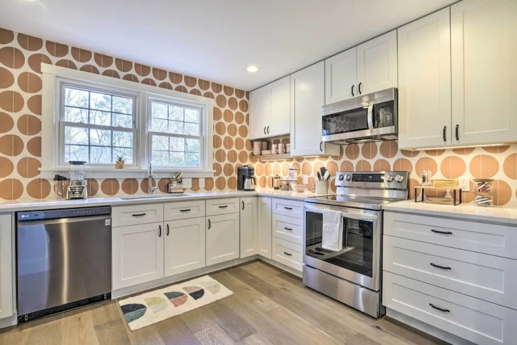 3 Bedrooms Cottage