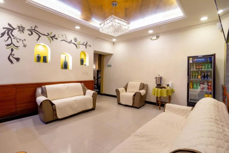 Hotel Majestic 2