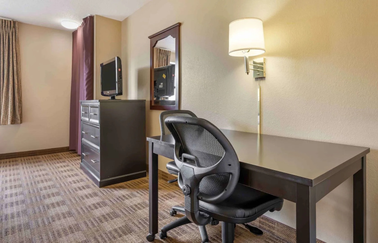 Extended Stay America Suites Bloomington Normal