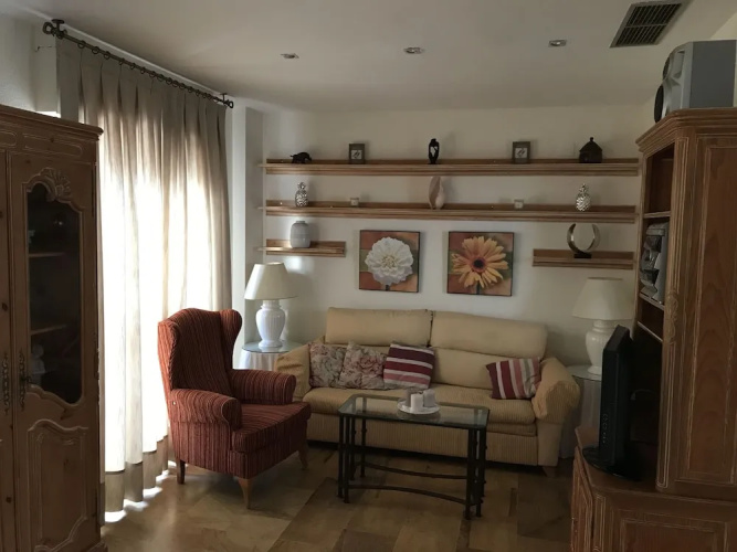 Dúplex con patio junto al centro