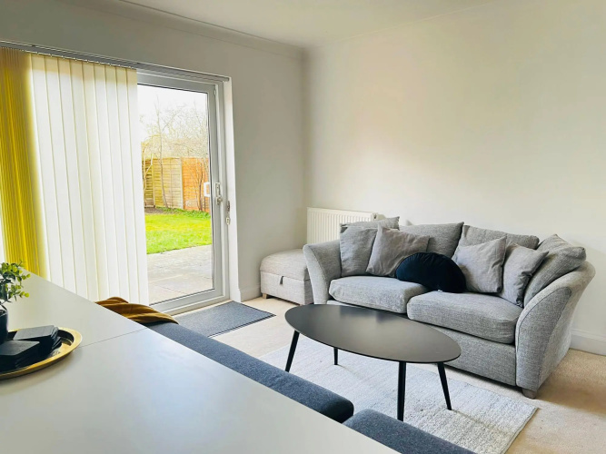 Opal House (Milton Road,)