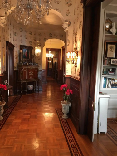 Burke Mansion