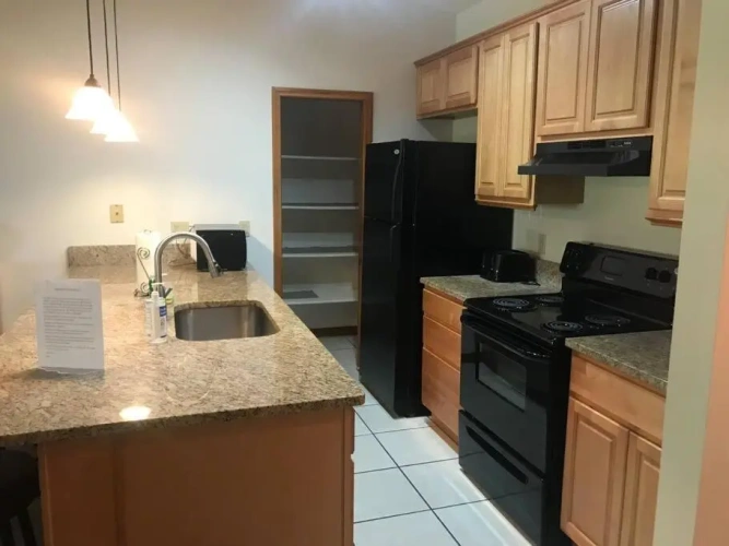 2 Bedrooms Cottage