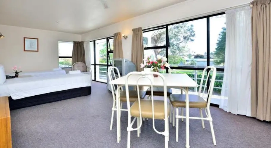 1 Bedroom Family Suite