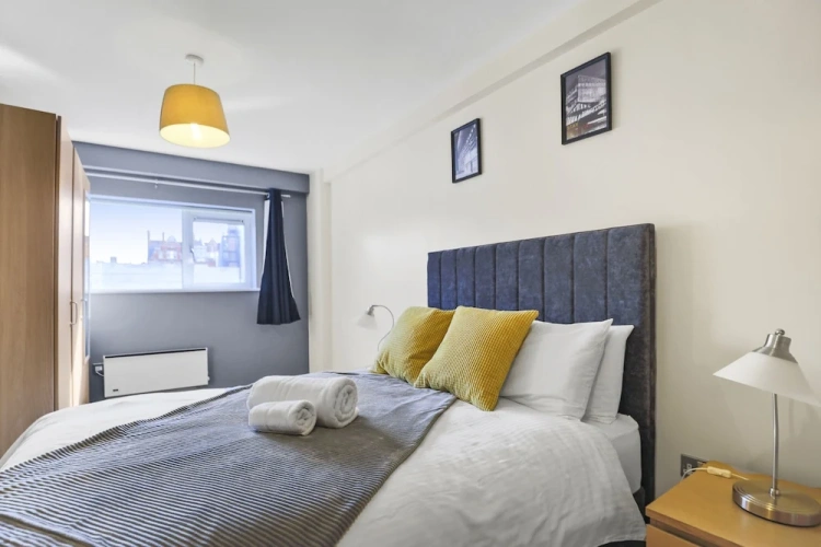 Quadruple Apartment