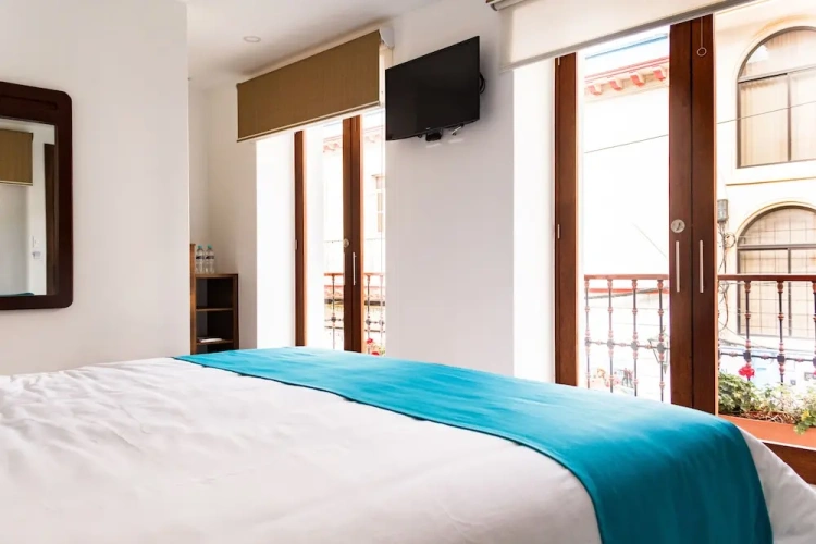 Deluxe Suite