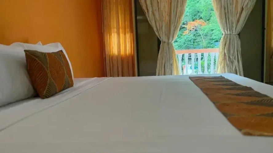 Economy room