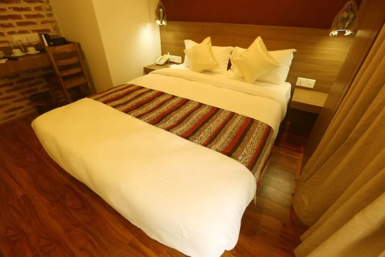 Flying Yak Hotel - Hostel