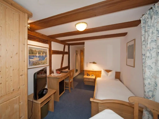Standard Single room