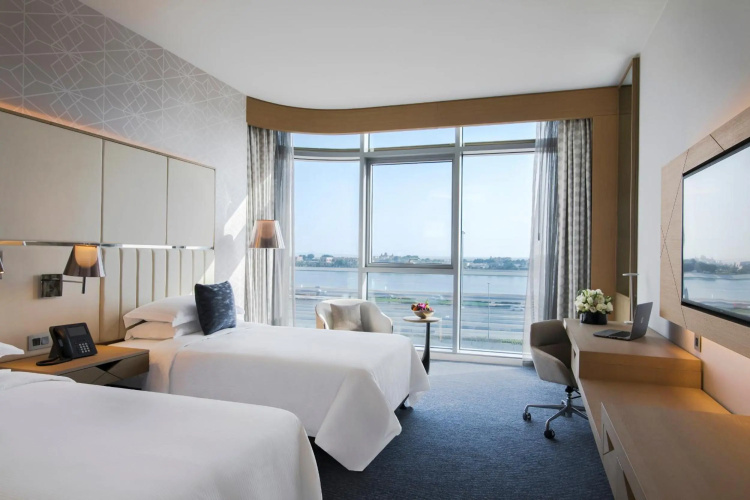 Pearl Rotana Capital Centre photo 8
