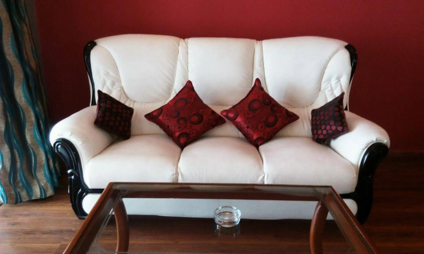 Rishon Suite