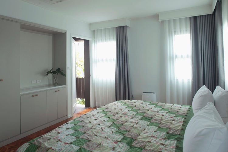 Deluxe Family room