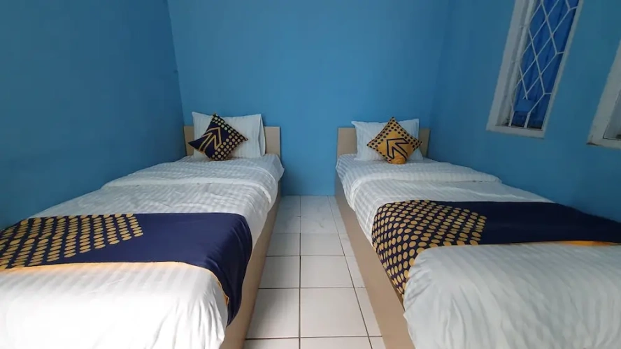 Economy Twin room