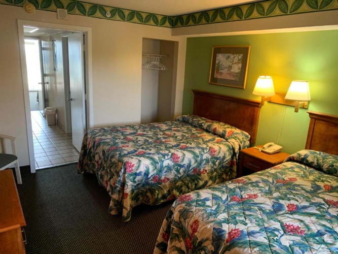 1 Bedroom Suite oceanfront