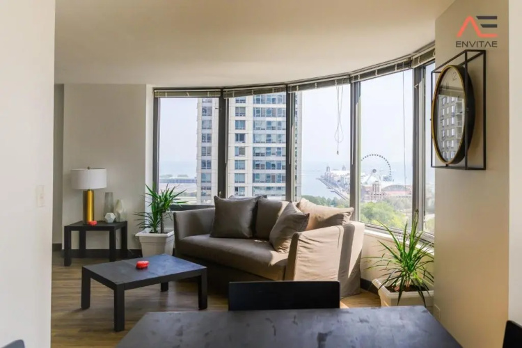 ENVITAE 2BR Vibrant High-Rise Penthouse