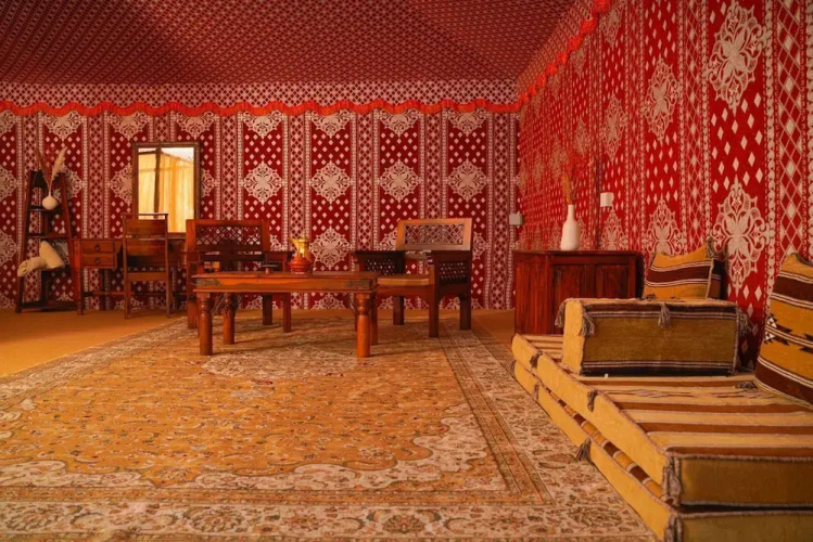 Al Marmoom Oasis Luxury Tents and Bedouin Experience