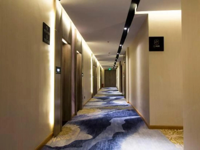 Rest yizhi hotel