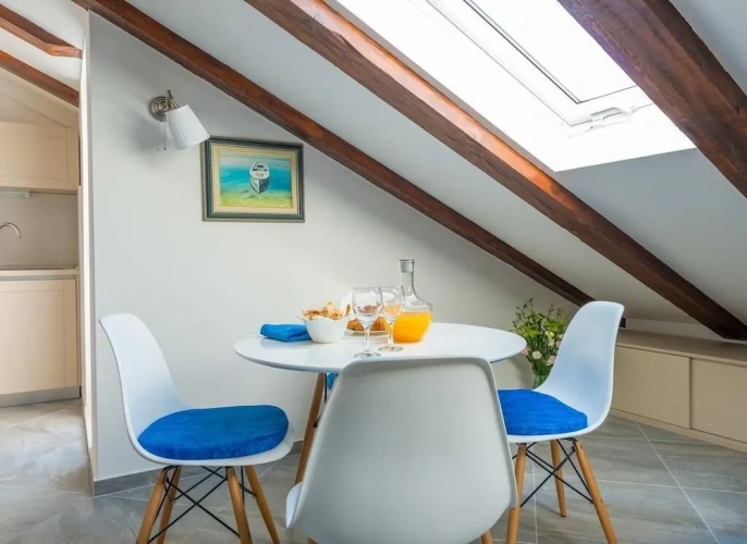 1 Bedroom Deluxe Apartment