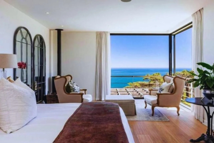 The 11 Camps Bay