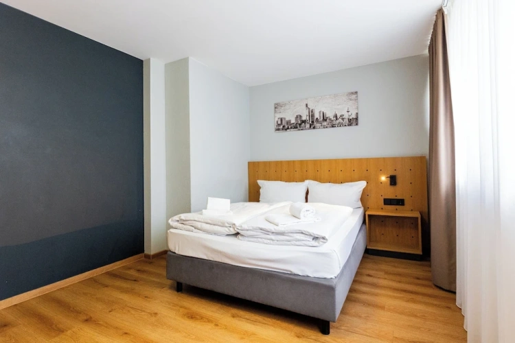 Economy room