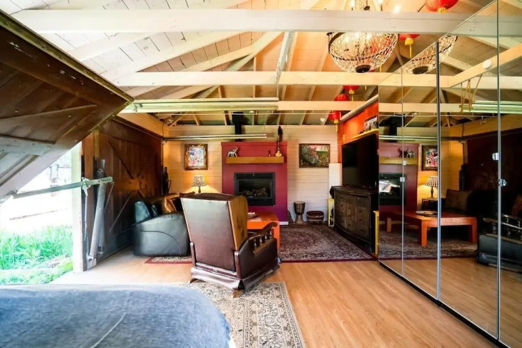 2 Bedrooms Cottage