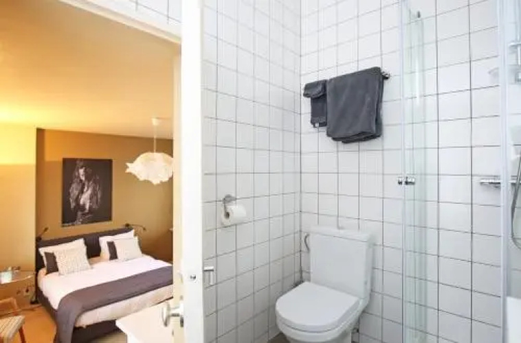 Canal Studio Apartment