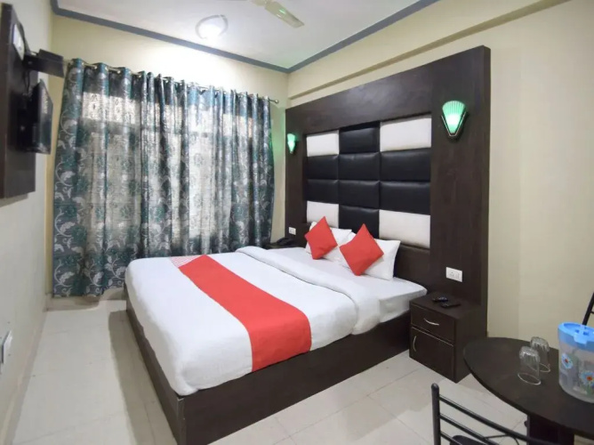 Hotel Samar by OYO Rooms