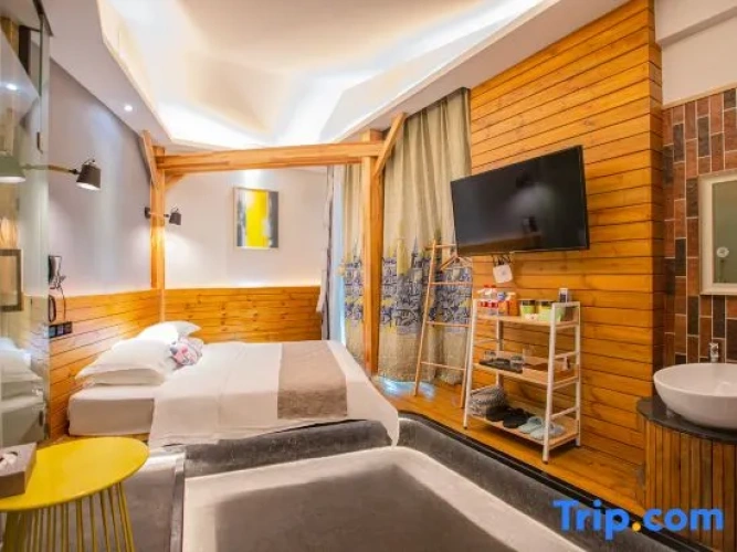 Comfort room
