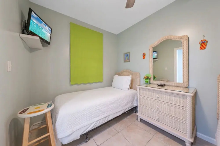 Silver Beach 104 - Pet-friendly