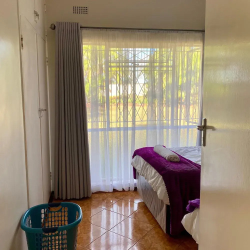 Exquisite 3 bed With Pool and Solar - 2238