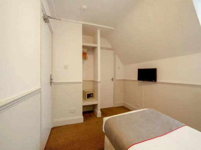 OYO London Luton