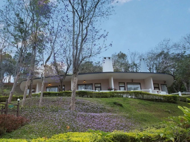 Deluxe Cottage with balcony and with garden view
