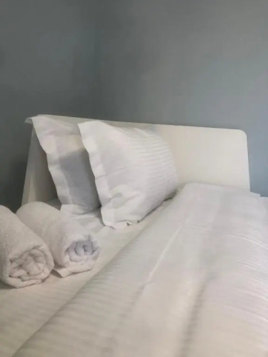 REM One Bedroom Apartment