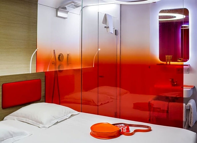 Superior Double room with city view