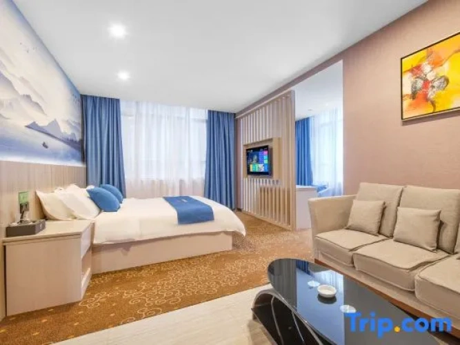 Deluxe Double Suite