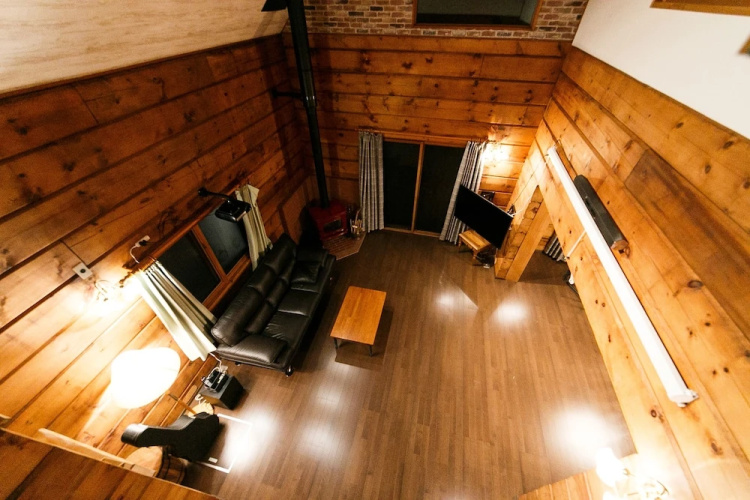 Loghouse Seseragi