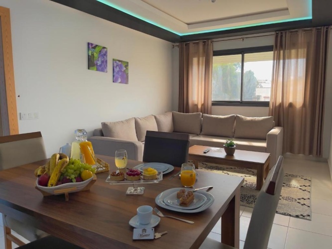 2 Bedrooms Cottage