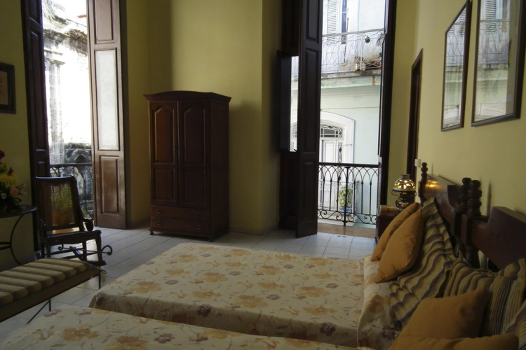 Del Tejadillo Boutique
